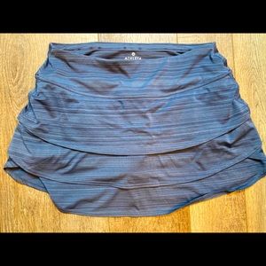Athleta skirt size small